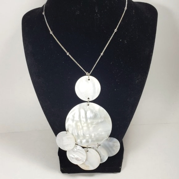 Women's 34" Polished Silver-tone Beaded Necklace & Drop Circle Seashell Pendant - Picture 3 of 8